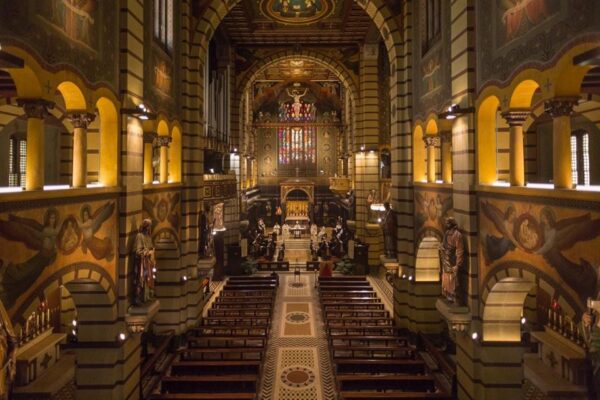 TOUR CATÓLICO | CATHOLIC TOUR - MOSTEIRO DE SÃO BENTO